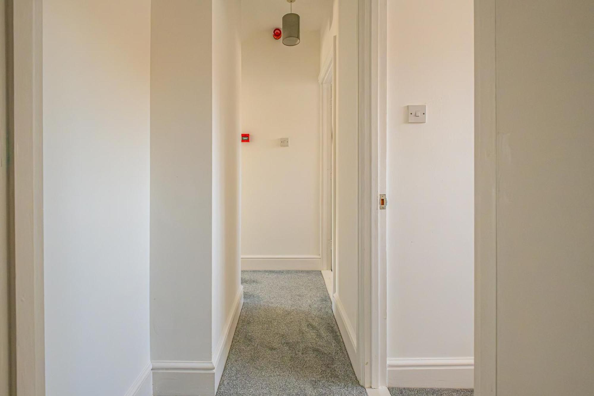 Castleview Coastal Comfort With 2 Parking Spaces Oystermouth Bagian luar foto
