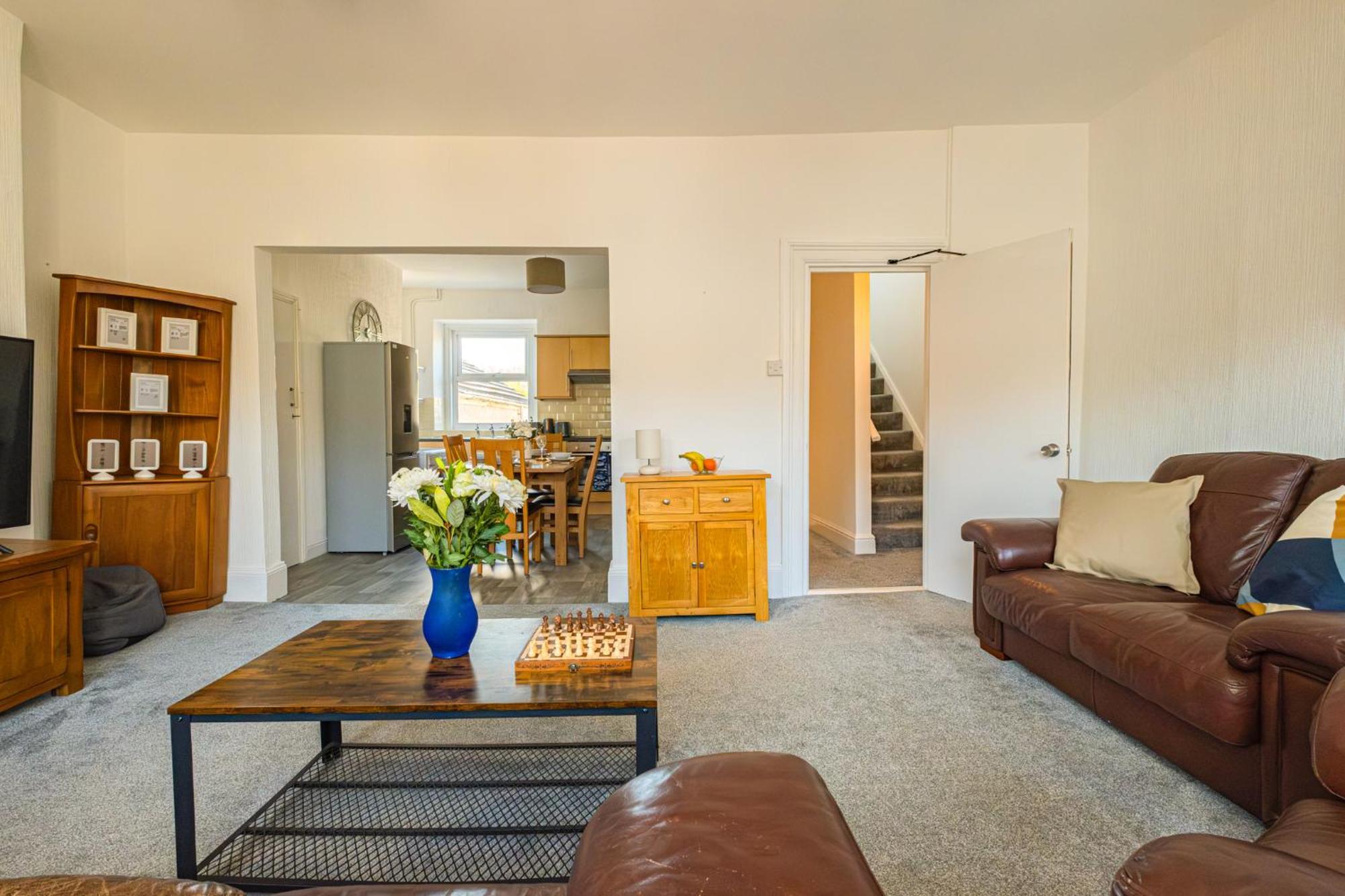 Castleview Coastal Comfort With 2 Parking Spaces Oystermouth Bagian luar foto
